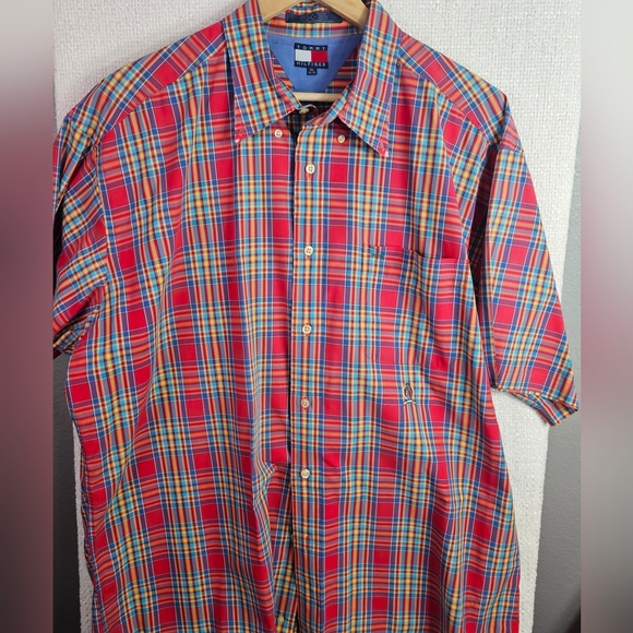 Tommy Hilfiger Other - Tommy Hilfiger Men’s XL Plaid Button Down Shirt Classic Flag Logo Red Blue